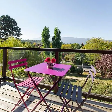 Annecy With Jacuzzi Вилла *